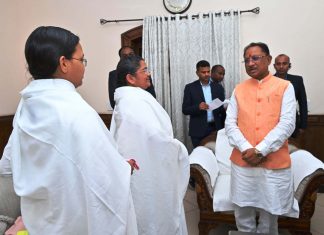 मुख्यमंत्री विष्णु देव साय से प्रजापिता ब्रह्माकुमारी ईश्वरीय विश्वविद्यालय की बहनों ने की मुलाकात