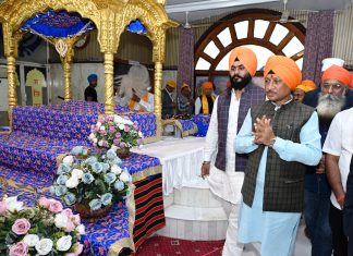 मुख्यमंत्री रायपुर के तेलीबांधा गुरूद्वारा में वीर बाल दिवस कार्यक्रम में हुए शामिल