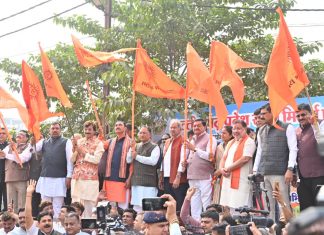 मुख्यमंत्री विष्णु देव साय ने अयोध्या के लिए छत्तीसगढ़ का 300 मीट्रिक सुगंधित चावल किया रवाना