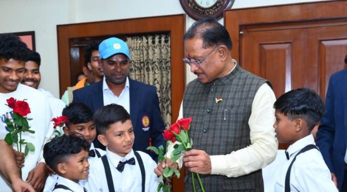 ‘नन्हें कदमों की ऊंची छलांग’ : मुख्यमंत्री ने अबुझमाड़ मलखम्ब अकादमी के हुनरमंद खिलाड़ियों की शानदार उपलब्धियों को सराहा