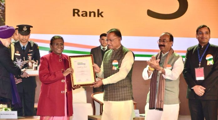 स्वच्छ सर्वेक्षण 2023 में सबसे स्वच्छ राज्यों की श्रेणी में छत्तीसगढ़ ने तृतीय पुरस्कार प्राप्त किया