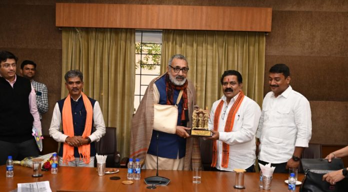 छत्तीसगढ़ की आर्थिक तरक्की में महिलाओं की भागीदारी बढ़ाने की जरूरत : केन्द्रीय मंत्री गिरिराज सिंह