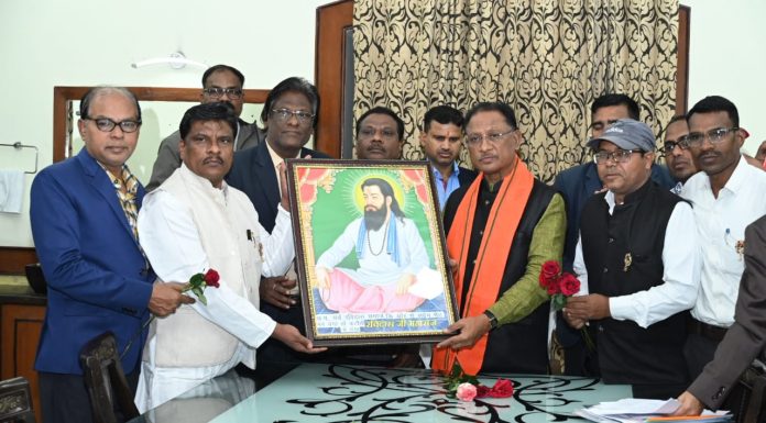 छत्तीसगढ़ सर्व रविदास समाज के प्रतिनिधिमंडल ने मुख्यमंत्री से की सौजन्य मुलाकात