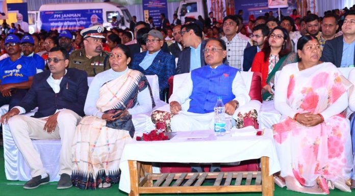 विशेष लेख : प्रधानमंत्री ने जाना मनकुंवारी का मन, कैसे बदल गया जीवन मनकुंवारी ने बताया