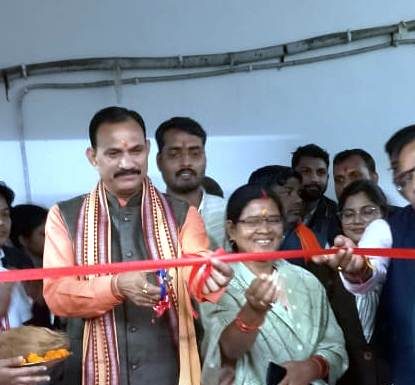 स्वास्थ्य मंत्री जायसवाल ने आपातकालीन आईसीयू का किया उद्घाटन