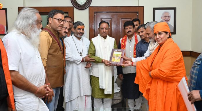 मुख्यमंत्री श्री साय से भारतीय गौ क्रांति मंच शाखा छत्तीसगढ़ के प्रतिनिधिमंडल ने की सौजन्य मुलाकात