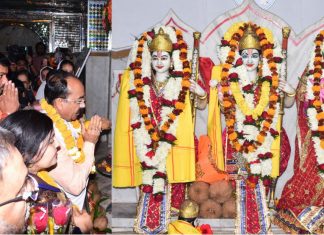 उप मुख्यमंत्री अरुण साव ने रामलला की प्राण-प्रतिष्ठा के अवसर पर श्रीराम मंदिर में की पूजा-अर्चना