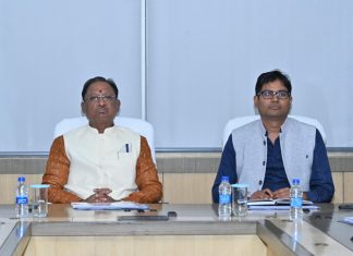 मुख्यमंत्री विष्णु देव साय ने अपने विभागों की बजट तैयारियों की समीक्षा