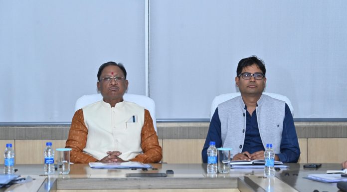 मुख्यमंत्री विष्णु देव साय ने अपने विभागों की बजट तैयारियों की समीक्षा