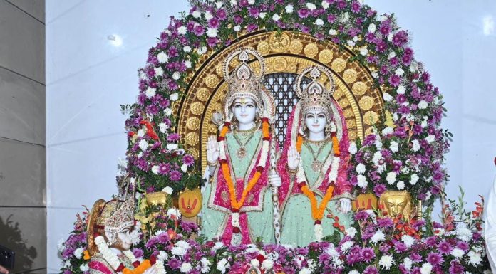 मुख्यमंत्री विष्णु देव साय श्री राम मंदिर पहुँचे
