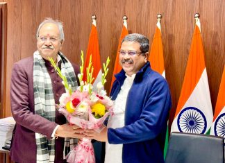 केंद्रीय मंत्री से छत्तीसगढ़ के सभी जिलों में नवोदय व केंद्रीय विद्यालय शुरू करने का अनुरोध