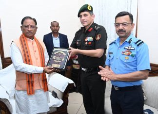 मुख्यमंत्री विष्णु देव साय से राष्ट्रीय रक्षा महाविद्यालय के अध्ययन दल ने की सौजन्य मुलाकात