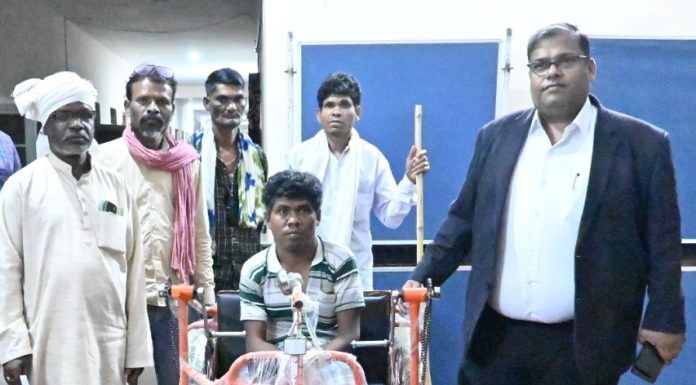 कलीराम को मिली नयी ट्रायसाइकिल : किसी दूसरे का सहारा अब नहीं लेना पड़ेगा : मुख्यमंत्री को दिया धन्यवाद