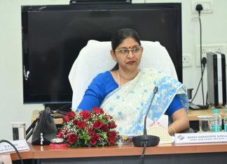 लोकसभा निर्वाचन-2024 : सफल निर्वाचन के लिए बेहतर समन्वय से काम करें अधिकारी – रीना बाबा साहेब कंगाले