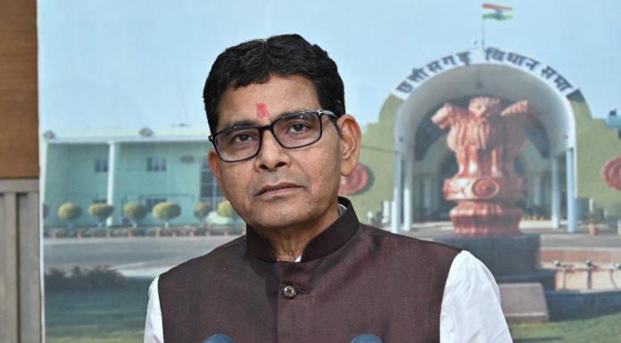 राजस्व मंत्री टंक राम वर्मा के विभागों के लिए 3608 करोड़ रूपए से अधिक की अनुदान मांगे पारित