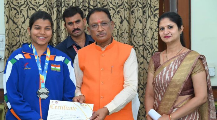 अंतर्राष्ट्रीय स्तर पर देश व प्रदेश का प्रतिनिधित्व कर पदक जीतना गौरवान्वित करने वाला : मुख्यमंत्री विष्णु देव साय