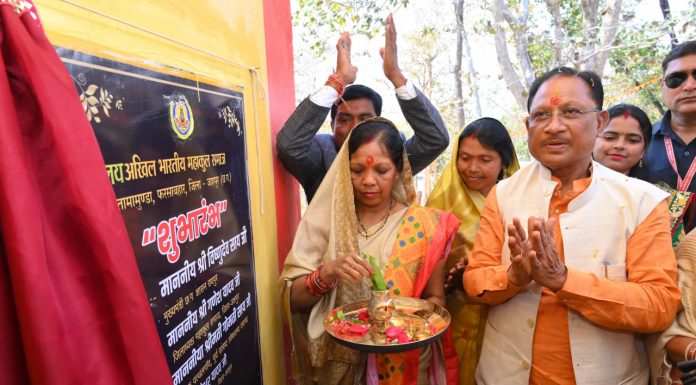 मुख्यमंत्री ने किया गिरी गोवर्धन पर्वत-तामामुंडा में सांस्कृतिक मंडप का शुभारंभ