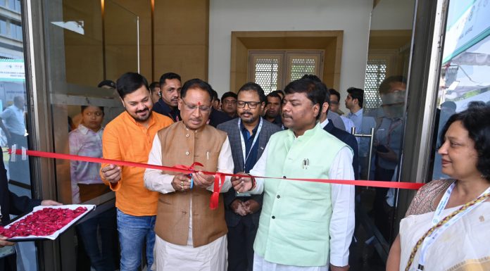 मुख्यमंत्री विष्णु देव साय होटल सायाजी पहुंचे : दो दिवसीय क्लाईमेट चेंज कॉन्क्लेव में शामिल हो रहे हैं