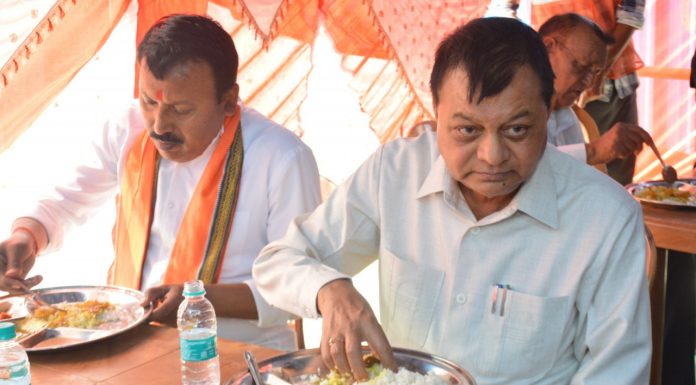 देश के विकास में श्रमिकों के योगदान को नहीं भुलाया जा सकता : श्रम मंत्री लखन लाल देवांगन