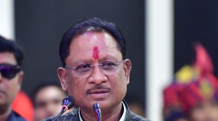 मुख्यमंत्री विष्णु देव साय ने संवाद कार्यक्रम को सम्बोधित करते हुए अंतर्राष्ट्रीय महिला दिवस और महाशिवरात्रि को बधाई देते हुए अपने सम्बोधन की शुरुआत की