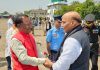 केंद्रीय रक्षा मंत्री राजनाथ सिंह के आज राजधानी रायपुर के स्वामी विवेकानंद एयरपोर्ट माना पहुंचने पर मुख्यमंत्री विष्णुदेव साय ने किया आत्मीय स्वागत