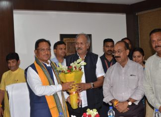 छत्तीसगढ़ के नव निर्वाचित लोक सभा सदस्यों के सम्मान में छत्तीसगढ़ के मुख्यमंत्री विष्णुदेव साय ने नई दिल्ली स्थित छत्तीसगढ़ सदन में रात्रिभोज का आयोजन किया