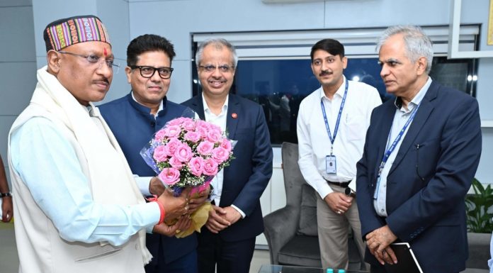 निवेशकों ने मुख्यमंत्री से मिलकर छत्तीसगढ़ में निवेश करने में दिखाई रूचि