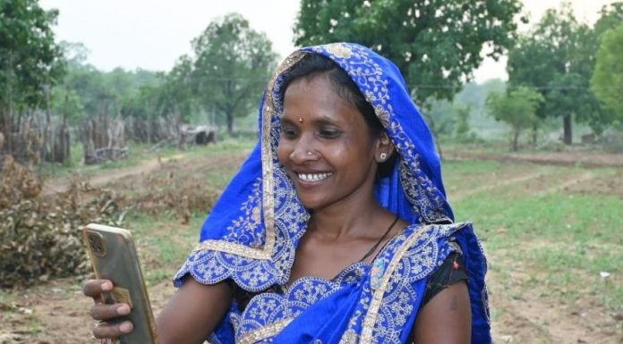 महतारी वंदन योजना से महिलाएं बन रही है आत्मनिर्भर