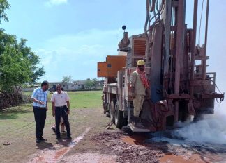 लोक स्वास्थ्य यांत्रिकी विभाग के सचिव मोहम्मद कैसर अब्दुलहक और प्रमुख अभियंता एम.एल. अग्रवाल ने जल जीवन मिशन के कार्यों का किया निरीक्षण