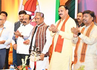 अब अटक-अटक कर नहीं, सांय-सांय जाएगी मितानिन बहनों के बैंक खाते में राशि : मुख्यमंत्री विष्णुदेव साय