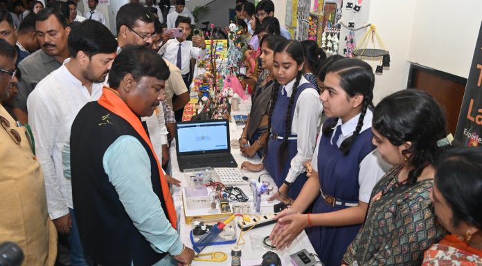 बच्चों में शिक्षा ग्रहण करने की अपार शक्ति, लगन और ईमानदारी से करें मां-बाप के सपनों को साकार: मंत्री केदार कश्यप