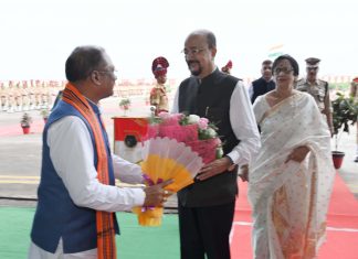मनोनीत राज्यपाल रमेन डेका का छत्तीसगढ़ आगमन पर मुख्यमंत्री विष्णु देव साय ने किया आत्मीय स्वागत