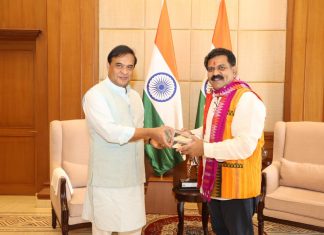 उपमुख्यमंत्री विजय शर्मा ने असम के मुख्यमंत्री श्री हिमन्त बिस्वा सरमा से की मुलाकात