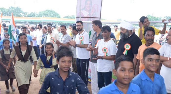 विधायक सिन्हा ने तिरंगा प्रतिज्ञा की दिलाई शपथ