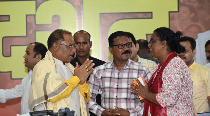 न्यूजीलैंड में आयोजित कॉमनवेल्थ गेम्स में सिल्वर मेडल जीतने वाली रीबा बेन्नी के माता-पिता ने मुख्यमंत्री का जताया आभार