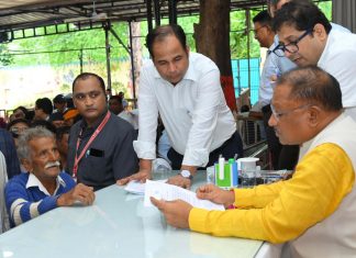 जनदर्शन: बोधनलाल की अधिग्रहित जमीन का जल्द मिलेगा मुआवजा , मुख्यमंत्री ने बालोद कलेक्टर को दिए त्वरित कार्रवाई के निर्देश