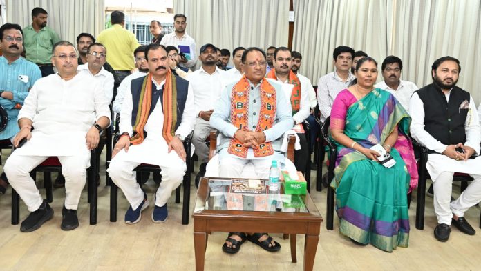 1727596438_cace85b1513ff4763a1c