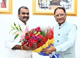 मुख्यमंत्री विष्णुदेव साय से केंद्रीय राज्यमंत्री डॉ. एल. मुरुगन ने सौजन्य मुलाकात की