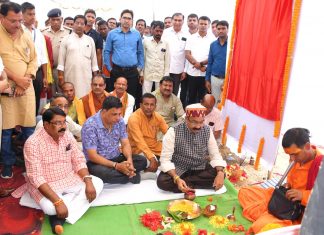 उप मुख्यमंत्री अरुण साव ने मनियारी नदी पर बनने वाले पुल का किया शिलान्यास