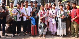 जनजातीय गौरव दिवस पर प्रस्तुति देने अरूणाचल प्रदेश, उत्तराखण्ड, तेलंगाना, राजस्थान और सिक्किम के आदिवासी नर्तक दल रायपुर पहुँचे