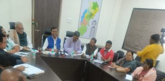 चुनावों को लेकर राजीव भवन में कांग्रेस विधायक दल की बैठक संपन्न