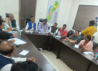 चुनावों को लेकर राजीव भवन में कांग्रेस विधायक दल की बैठक संपन्न