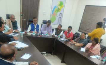 चुनावों को लेकर राजीव भवन में कांग्रेस विधायक दल की बैठक संपन्न