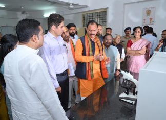 स्वास्थ्य एवं परिवार कल्याण मंत्री जायसवाल ने जिला अस्पताल दुर्ग का निरीक्षण कर स्वास्थ्य सुविधाओं का किया मूल्यांकन