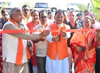 मुख्यमंत्री विष्णुदेव साय ने बगिया में पर्यावरण वाटिका का किया लोकार्पण