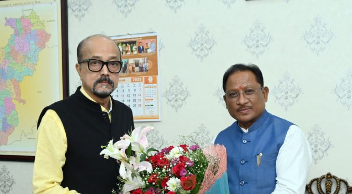 राज्यपाल डेका से मुख्यमंत्री साय ने की भेंट साय ने की भेंट