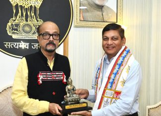 राज्यपाल डेका नेे मुख्य सचिव जैन को सेवानिवृत्ति पर दी शुभकामनाएं