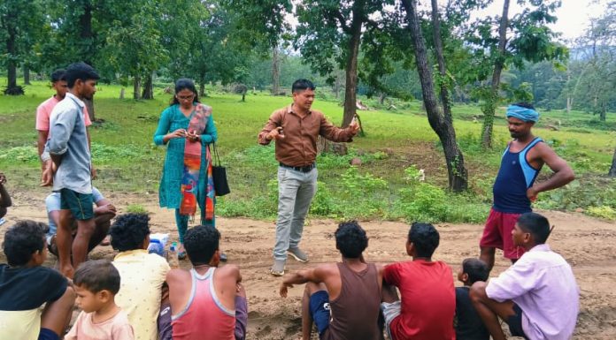 पानी की जांचकर खोली आंखे, पीने के पानी की गुणवत्ता पर सजग हुए ग्रामीण