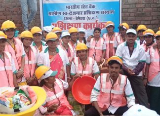 युवा सिख रहे हैं सपनों को साकार करने की कला