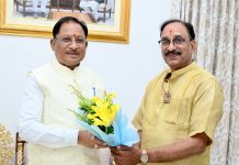 मुख्यमंत्री से छत्तीसगढ़ योग आयोग के नवनियुक्त अध्यक्ष श्री संजय अग्रवाल ने की सौजन्य मुलाकात